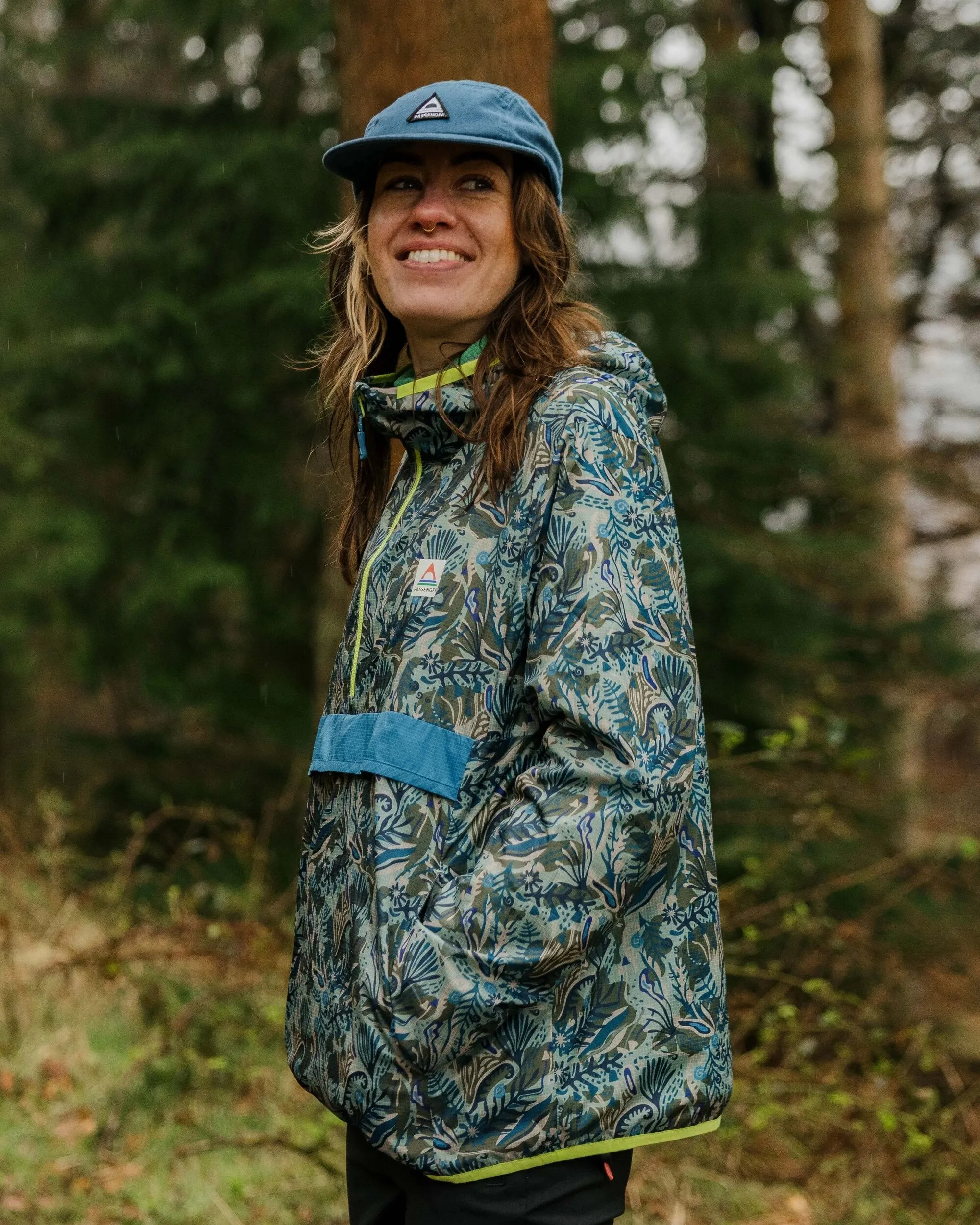 Anorak coupe-vent recyclé Viento - Abstract Seaweed Pistachio